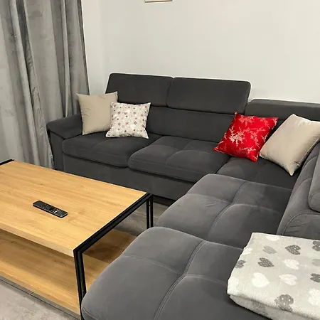 Apartment Esensja Iii